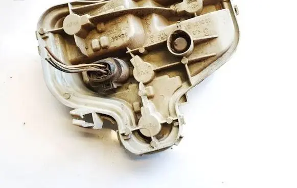 Audi A3 S3 8P Tail light bulb cover holder 8p0945257 28042101