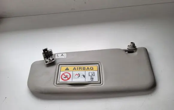 Nissan Qashqai Sun visor