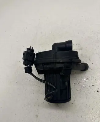 Audi A6 S6 C7 4G Secondary air pump 079959231A 72293454 079959253