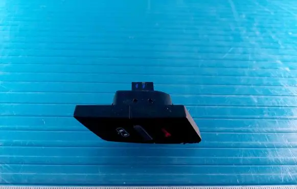 Audi A4 S4 B6 8E 8H Central locking switch button 8E2962108