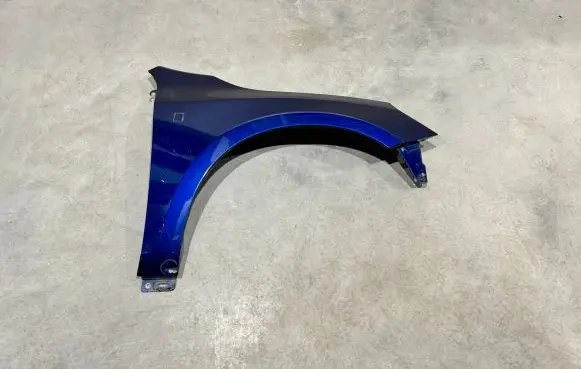 Volvo S60 Fender