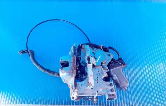 Chrysler Voyager Rear door lock