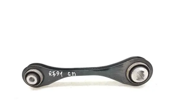 Rear control arm