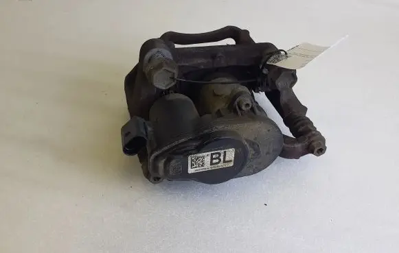 Nissan Qashqai J12 Rear brake caliper 440106RAOE