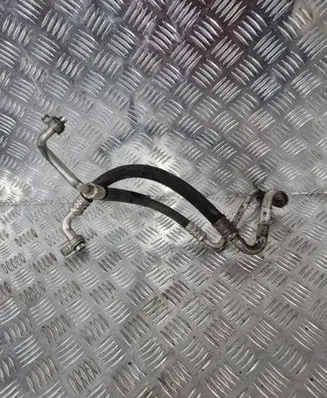 Opel Insignia A Air conditioning (A/C) pipe/hose 13220107