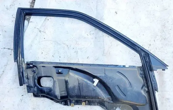 Audi 80 90 S2 B4 Front door window/glass frame
