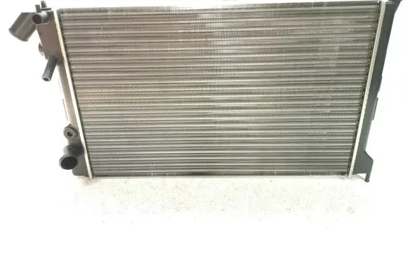 Peugeot 605 Coolant radiator 1301F2 133002