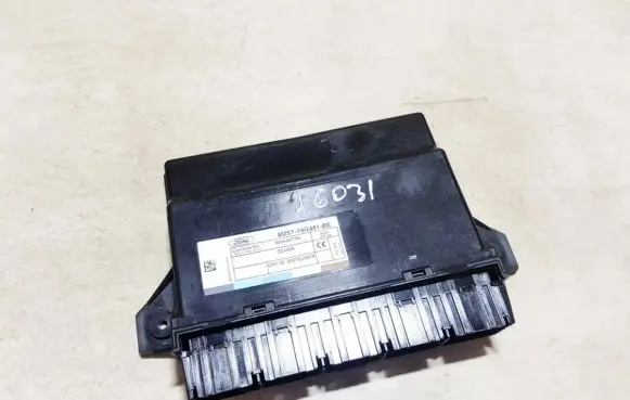 Ford Kuga I Comfort/convenience module 8m5t19g481be 8m5t-19g481-be