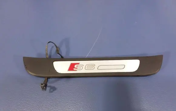 Audi RS6 C7 Other sill/pillar trim element 4G0947424