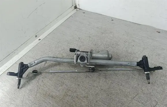 Skoda Fabia Mk2 (5J) Front wiper linkage 