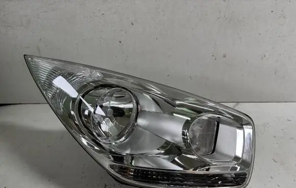 KIA Venga Headlight/headlamp