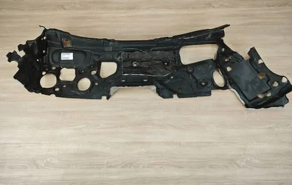BMW 4 G22 G23 G24 G26 Engine bonnet/hood sound/heat insulation 7447011