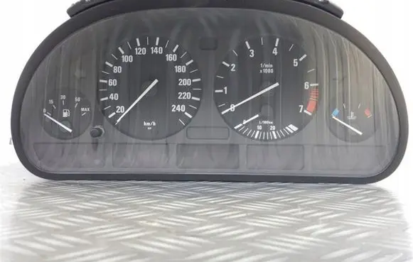 BMW 5 E39 Speedometer (instrument cluster) 62116907015
