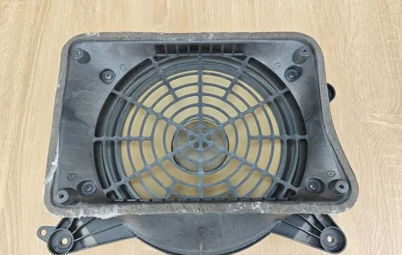 Audi A6 S6 C7 4G Subwoofer speaker 4G5035412