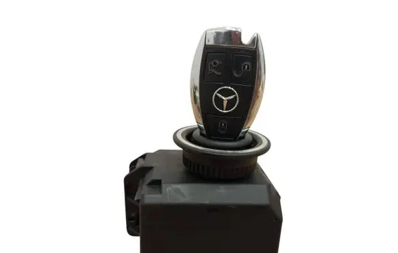 Mercedes-Benz E W212 Ignition lock A2189054701