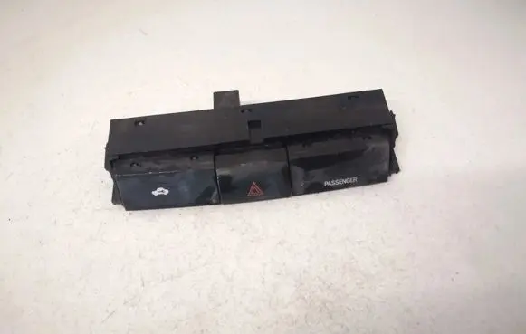 Toyota Corolla Verso AR10 Hazard light switch 153965