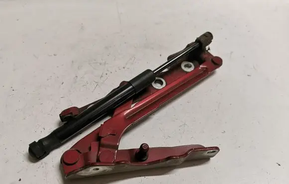 Ford Mustang V Tailgate/trunk/boot hinge