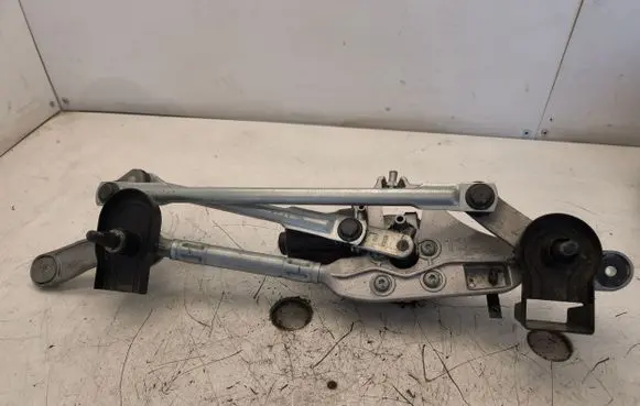 Toyota C-HR II Front wiper linkage and motor W810606