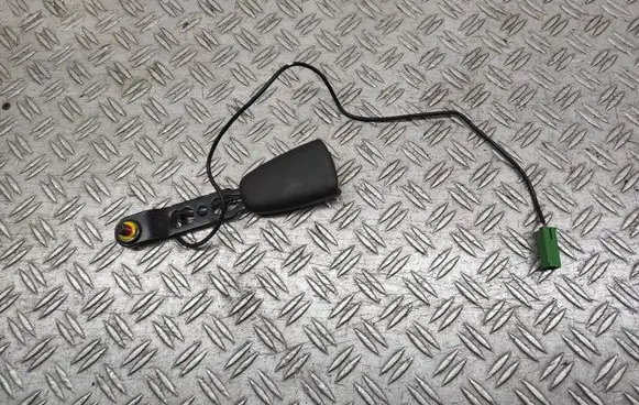 Volvo C30 Front seatbelt buckle 6013208