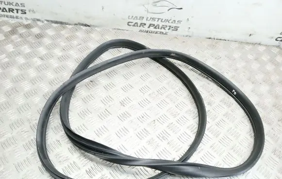 Mazda CX-3 Front door rubber seal 