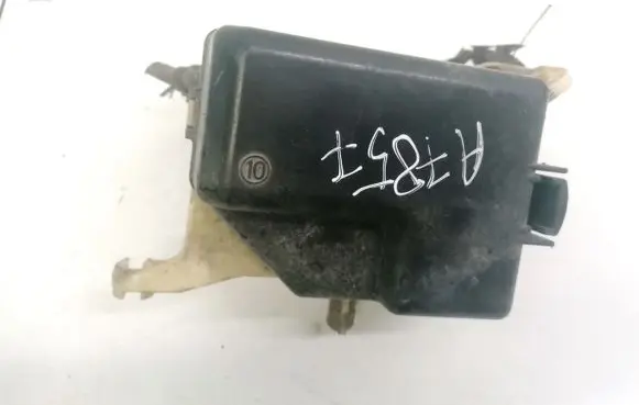 Toyota Yaris Fuse box set PPT20 PP-T20