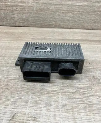 Renault Clio II Glow plug pre-heat relay 7700111525