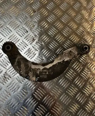 Ford Focus Rear control arm AV615500AB