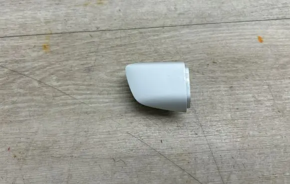 Volkswagen Touareg II Front door handle cover 7P6839168A 7P6839168AGRU