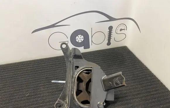 Toyota C-HR I Gearbox mount AVB9221