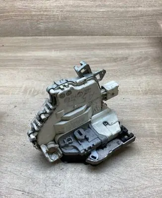 Audi A5 8T 8F Front door lock 8J2837016C Rightside