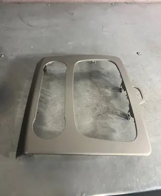 Radio/GPS head unit trim