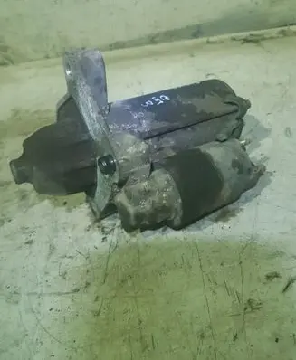 Ford Focus Starter motor 3M5T11000