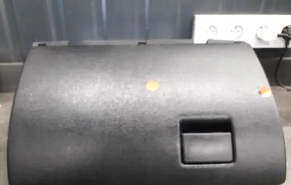 Opel Astra G Glove box 90561334