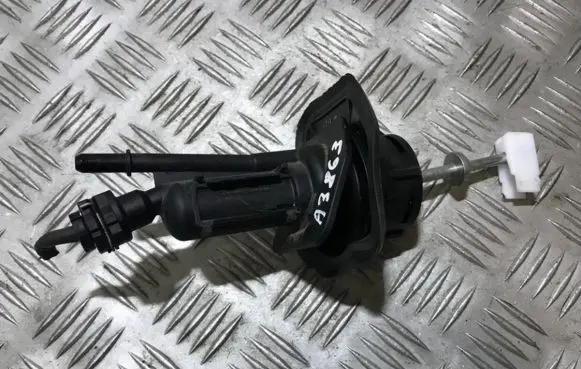Ford Focus Clutch master cylinder