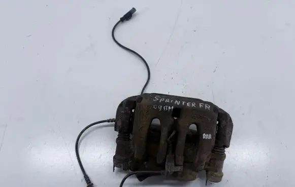 Mercedes-Benz Sprinter W906 Front brake caliper 928900