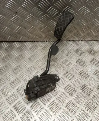 Skoda Superb B5 (3U) Accelerator throttle pedal 8E2721523C