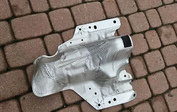 Citroen Berlingo Heat shield in engine bay 9815747880-