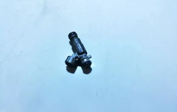 Hyundai XG Fuel injector 9260930005 3531039030