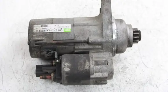Volkswagen PASSAT B6 Starter motor 02Z911023H
