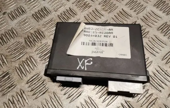 Jaguar XF X250 Rear brake EMF control unit/module 8W832C496AA