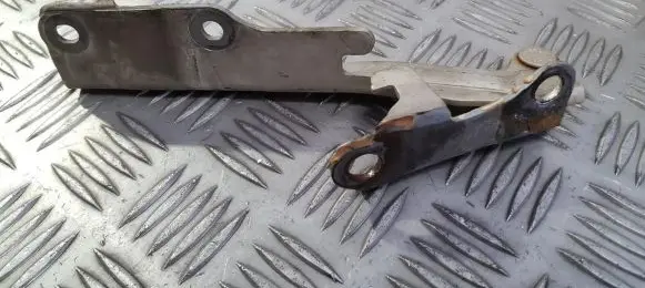 Nissan Primera Tailgate/trunk/boot hinge 50jrh