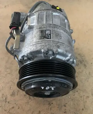 BMW X5 G05 Air conditioning (A/C) compressor (pump) 6890655