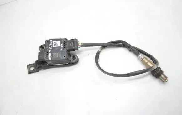 Volkswagen Caddy Lambda probe sensor 05L906261H BXR5801P500