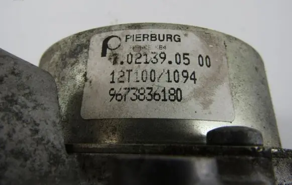 Peugeot 3008 I Vacuum pump 7021390500