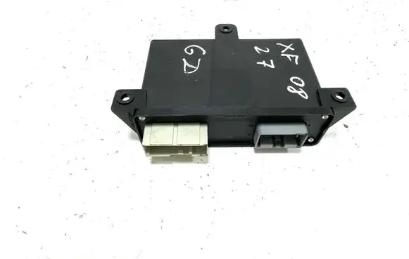 Jaguar XF Hand brake control module 8X232C496AD AA0139A100AD 90044030