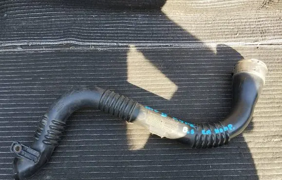 Renault Clio IV Intercooler hose/pipe 144605243R 104950C