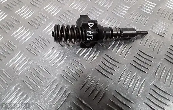 Dodge Journey Fuel injector 03G130073G 0414720404