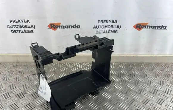 Renault Modus Battery box tray 8200314272