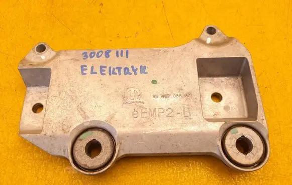 Peugeot 3008 III Engine mounting bracket 9840708580