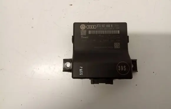 Audi A4 S4 B8 8K Gateway control module 8T0907468H